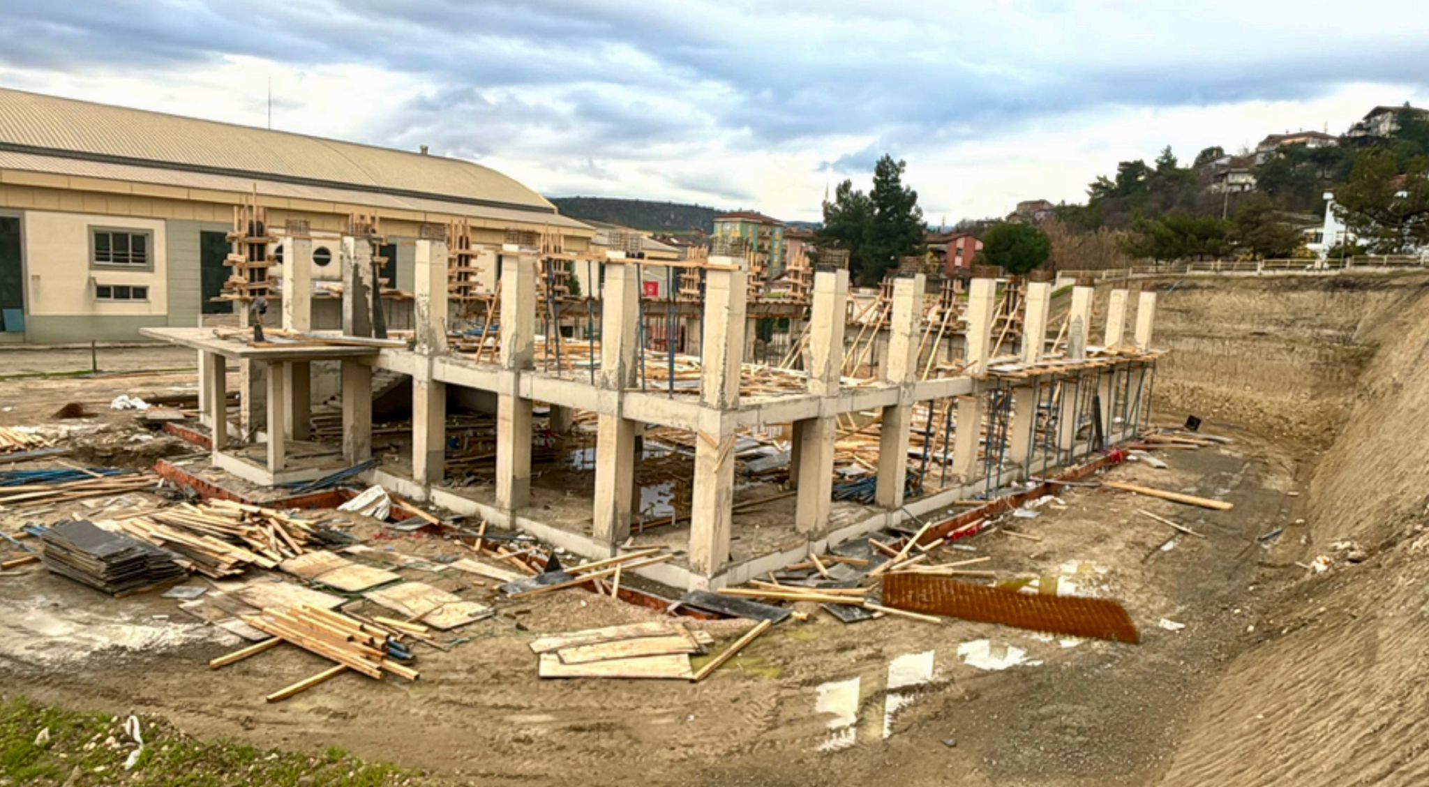 Karabük’e Yeni Cimnastik Salonu: İnşaat Çalışmaları Hızla Devam Ediyor