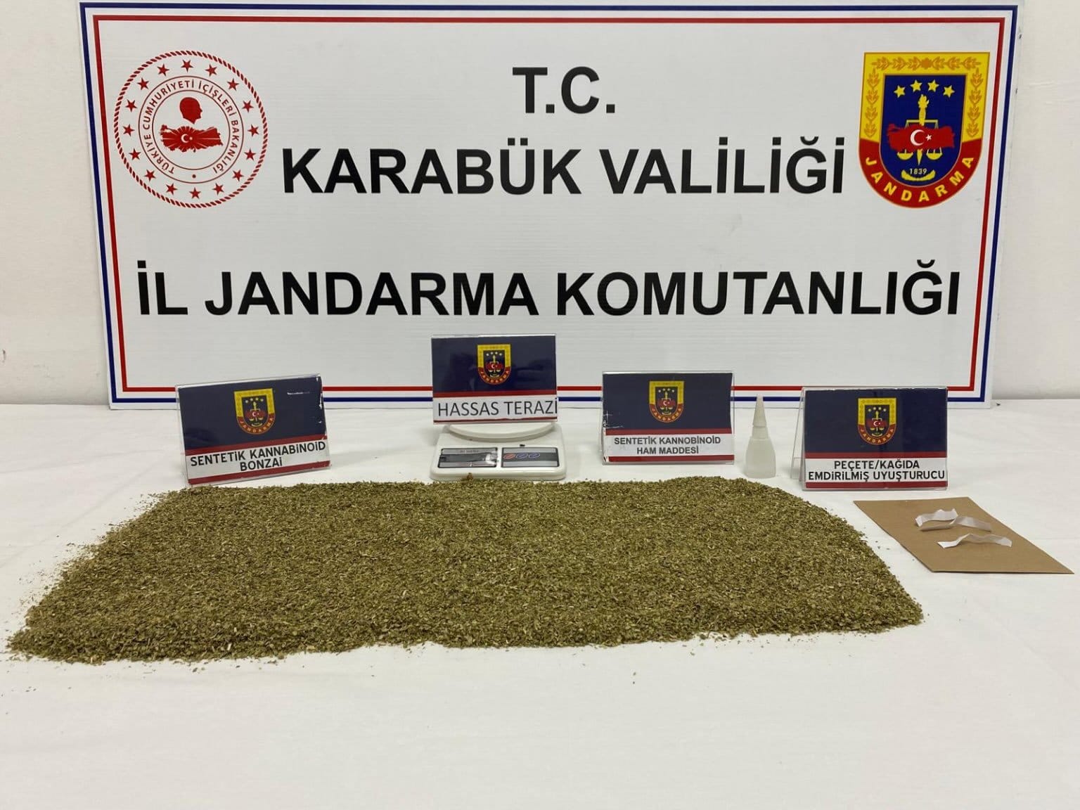 Karabük’te Uyuşturucu Operasyonu: 5 Şüpheli Adliyeye Sevk Edildi