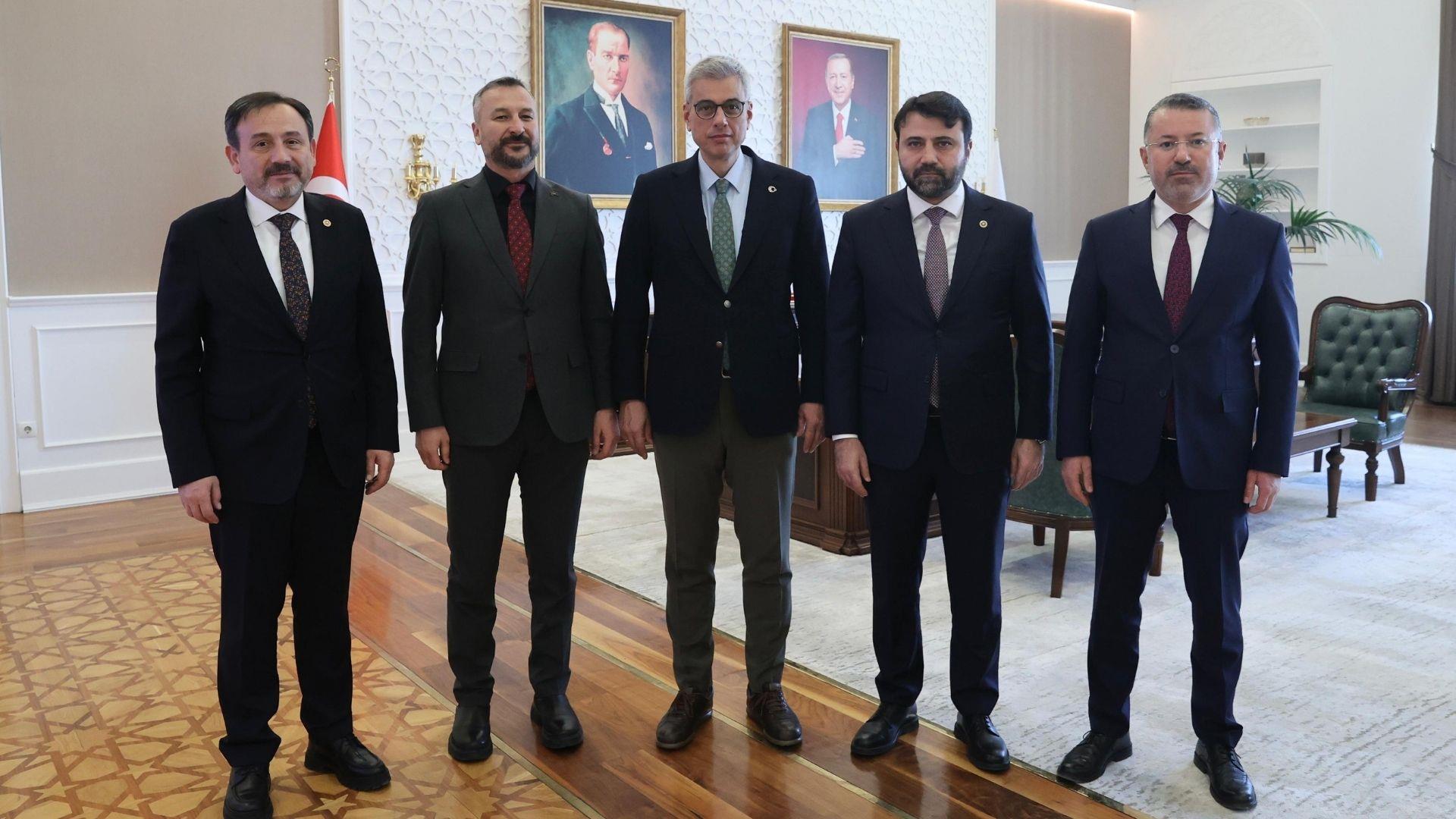 Karabük Heyetinden Sağlık Bakanı Prof. Dr. Kemal Memişoğlu’na Ziyaret