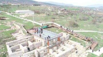 Karabük’te 1500 Yıllık Bıçak Seti Gün Yüzüne Çıkarıldı