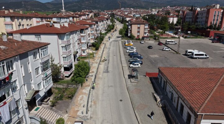 BAŞKAN ÖZKAN ÇETİNKAYA 5000 EVLER’DE DEV DÖNÜŞÜMÜ BAŞLATTI