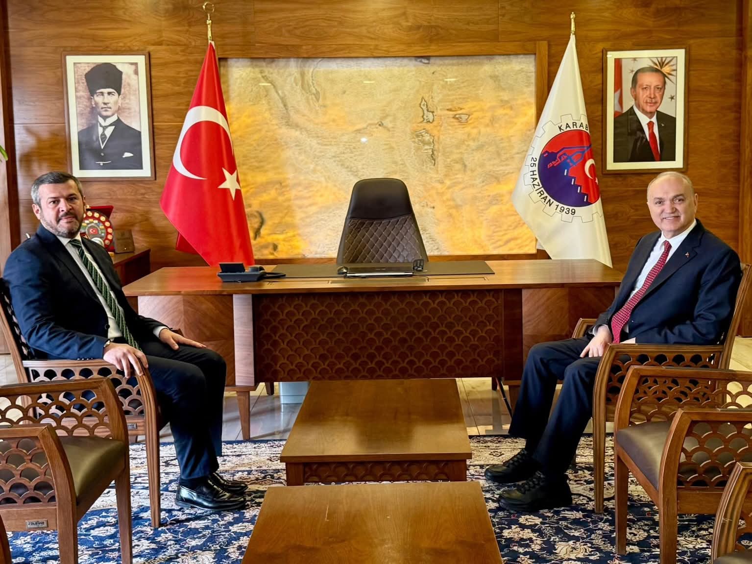 Düzce Belediye Başkanı Özlü’den, Başkan Çetinkaya’ya Ziyaret