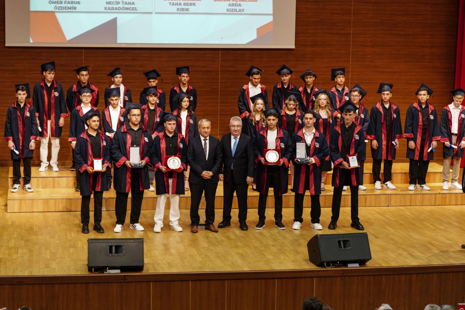 KARDEMİR A.Ş. İkili Mesleki Eğitim Programı İkinci Mezunlarını Verdi