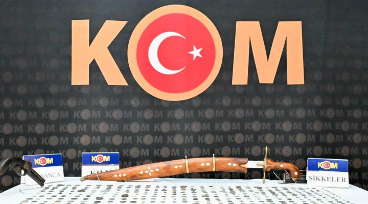 Karabük’te Tarihi Eser ve Ruhsatsız Silah Operasyonu