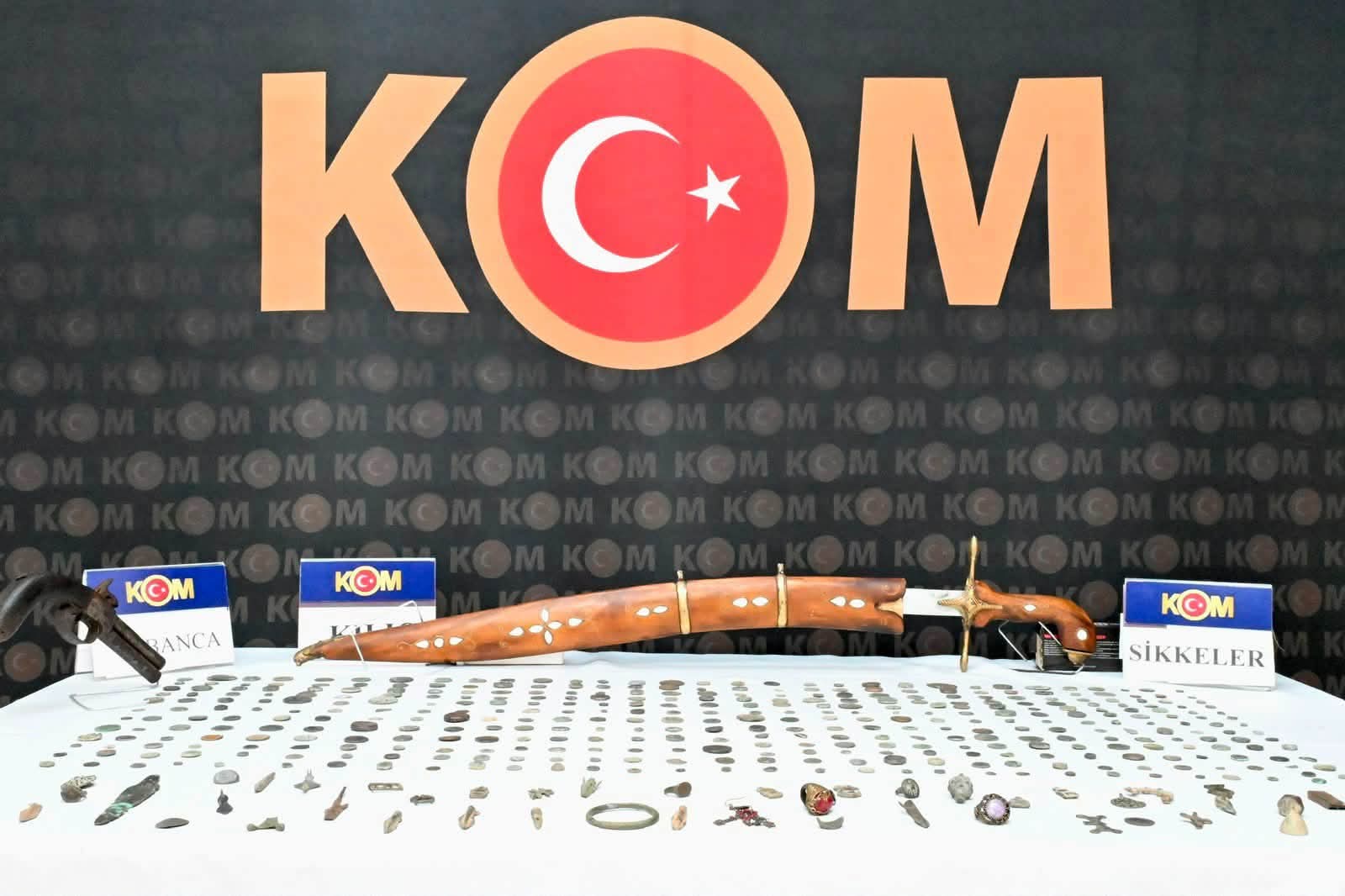 Karabük’te Tarihi Eser ve Ruhsatsız Silah Operasyonu