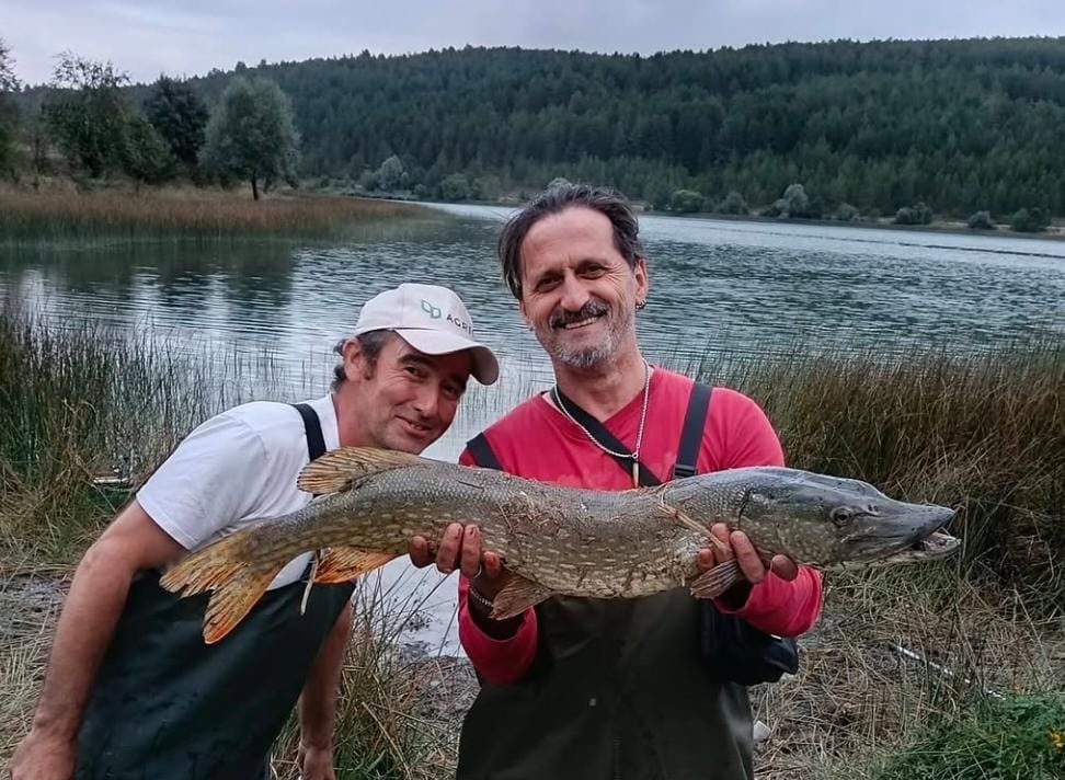 Doğa Gezgini ve Amatör Balıkçı Hüseyin Ersoy ve Ekip Arkadaşları Eflani’de 5 Kilo 100 gram Balık Tuttu.