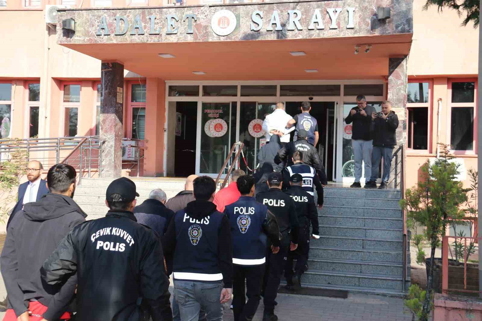 Karabük Merkezli Dolandırıcılık Operasyonunda 26 Tutuklama